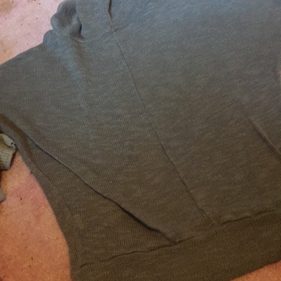 Cute gray see-through over top shirt - Picture 2 of 3